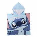 Poncho toalla Stitch Disney microfibra 55x110cm. Composición: 100% poliester. 250 gsm.